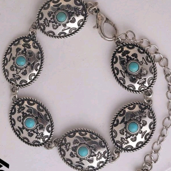 Silver and Turquoise Bracelet - Picture 4 of 4